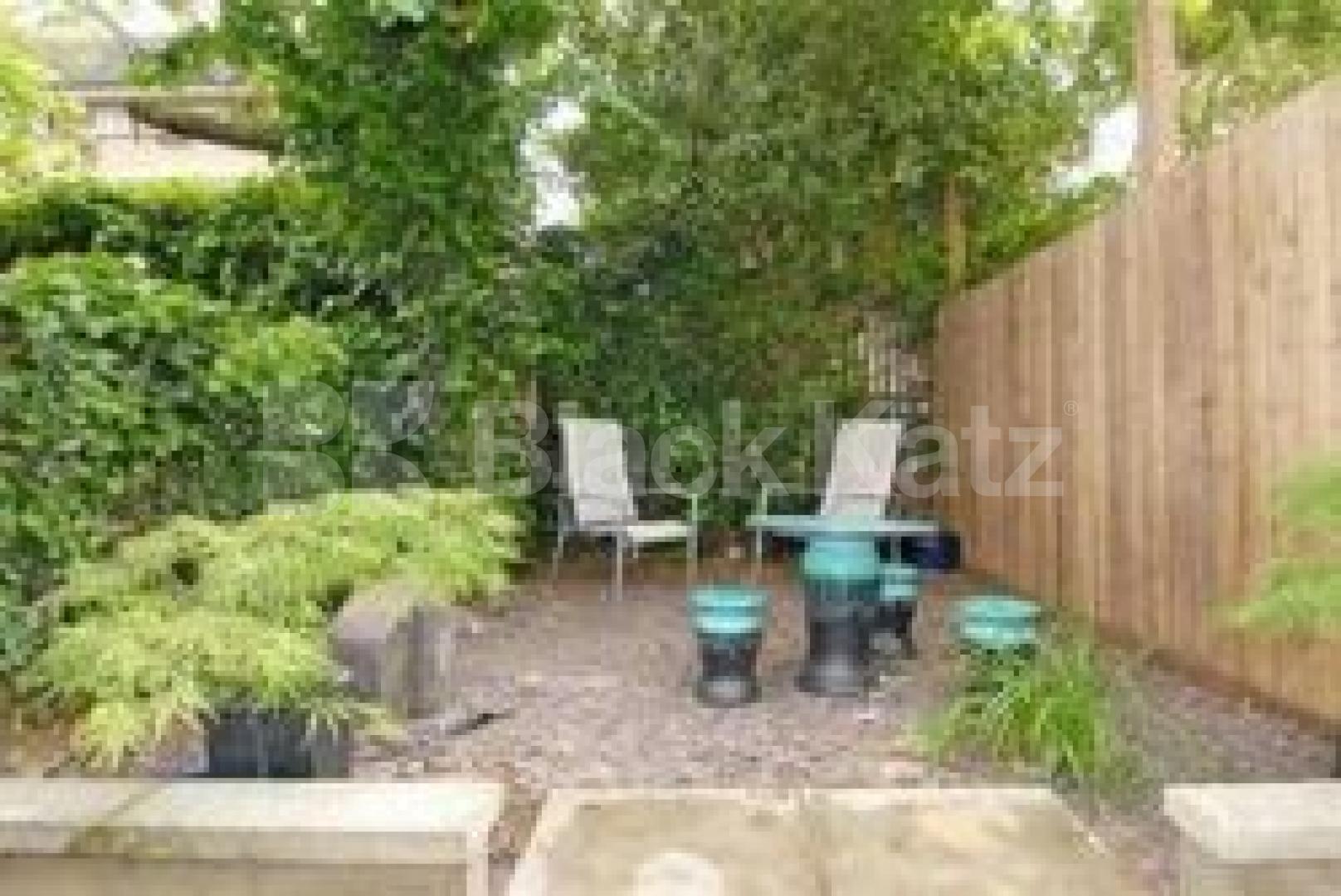 			2 Bedroom, 1 bath, 1 reception Apartment			 Leander Road, Brixton